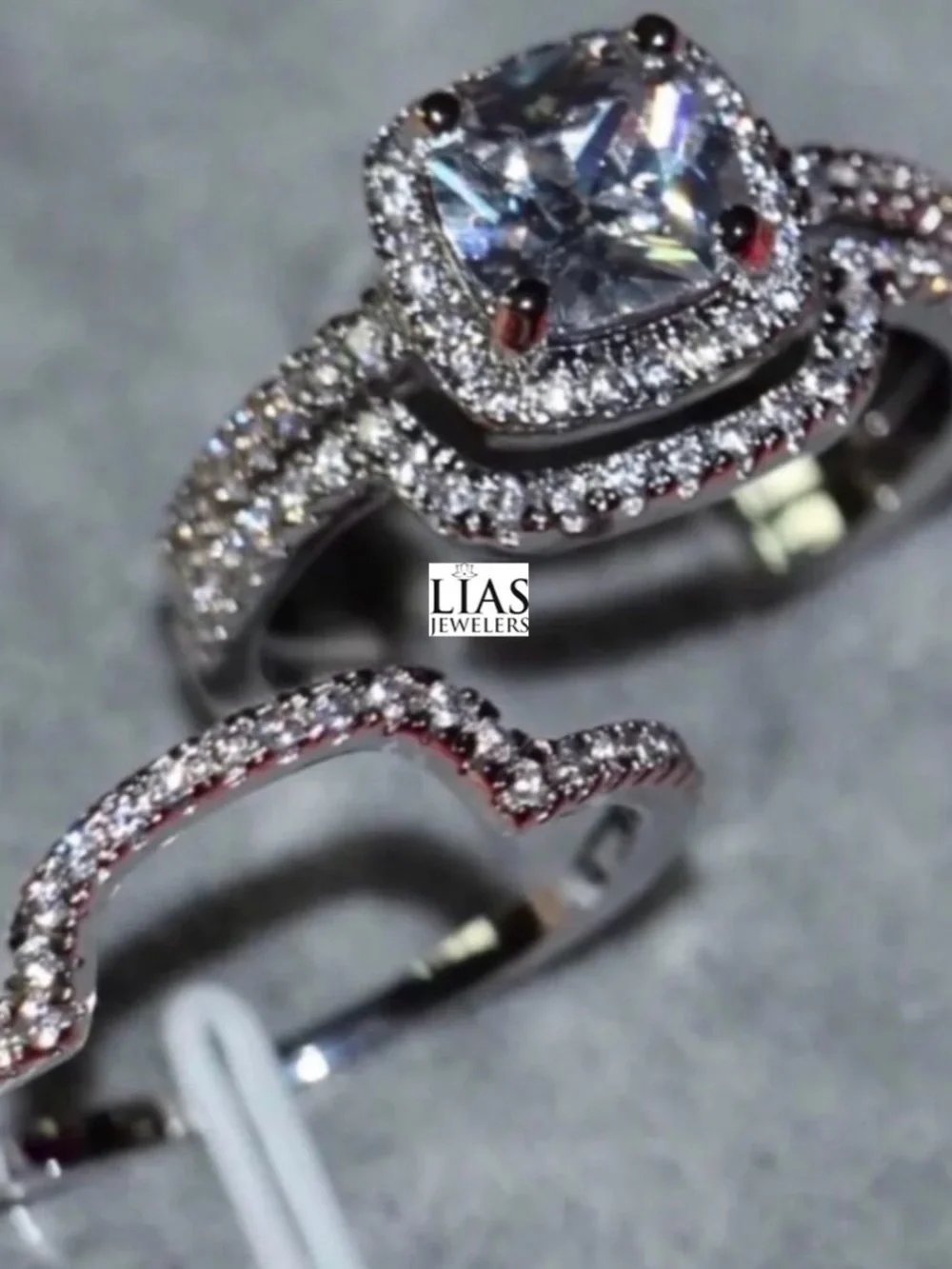 New 10k white gold wedding ring set